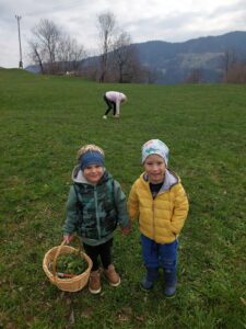 Pol košare ga je že